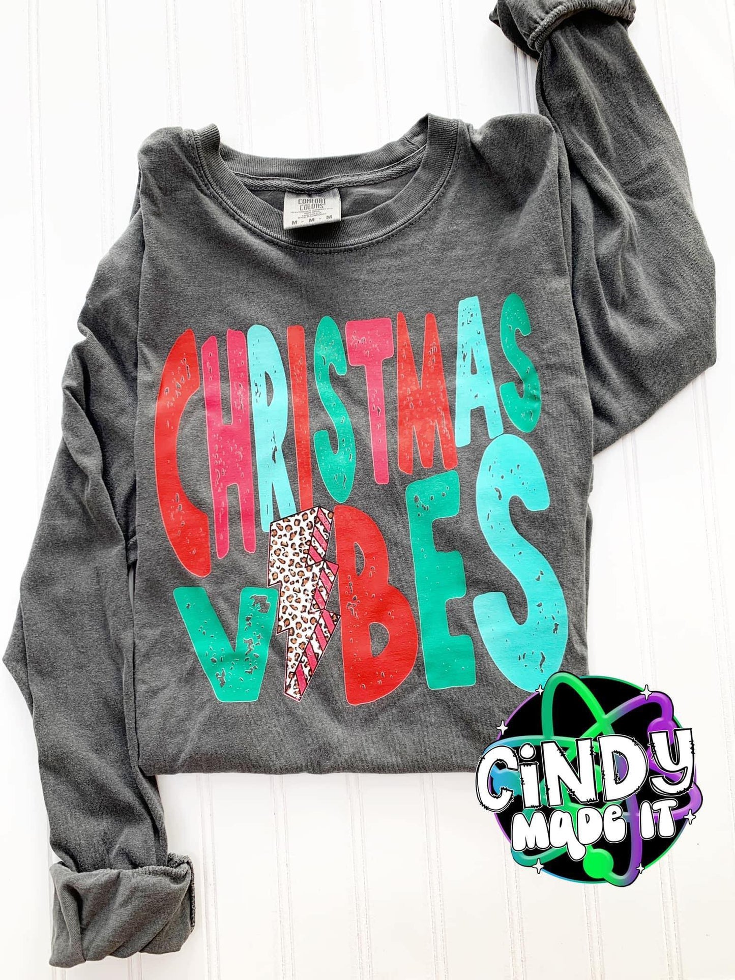 Christmas Vibes Longsleeve Tee